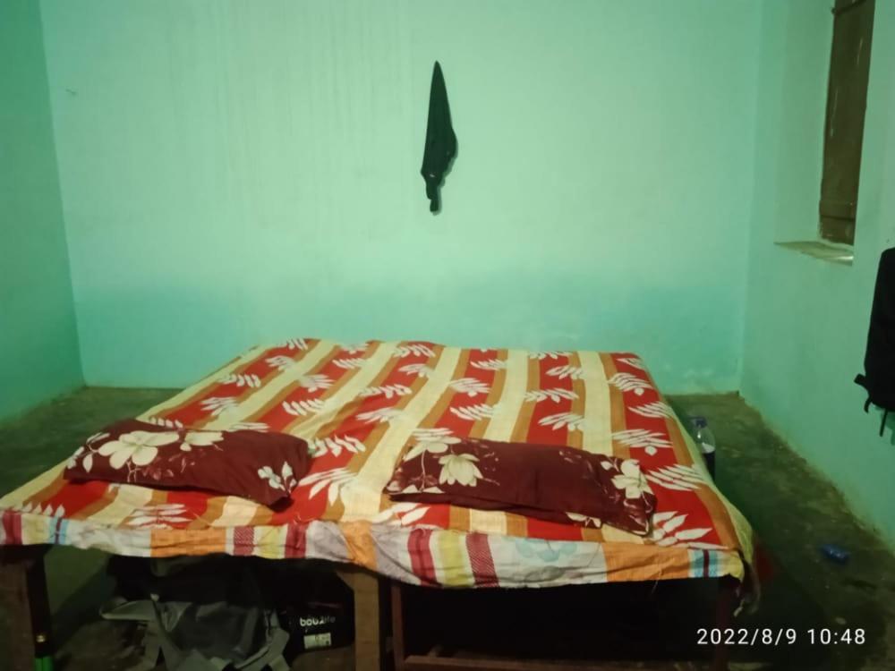 מלון Shri Swami Sheetal Das Akhada B1-88 Assi , Near Pushkar Talab,Varanasi, Ashram Dharmshala מראה חיצוני תמונה